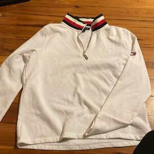 Tommy Hilfiger sweater